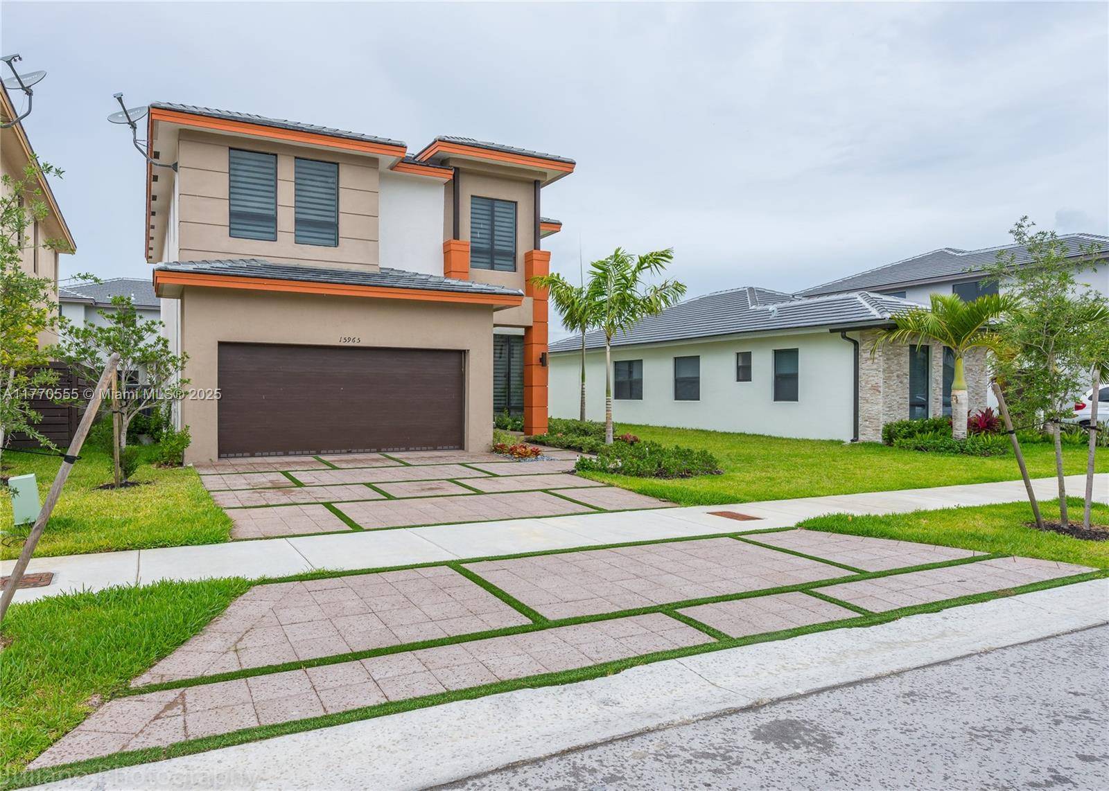 Miami, FL 33196,15965 SW 136th Way