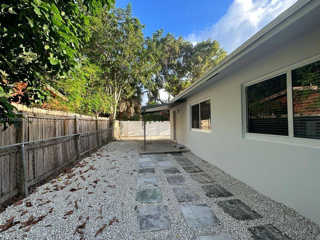 Fort Lauderdale, FL 33304,1538 NE 5th Ave