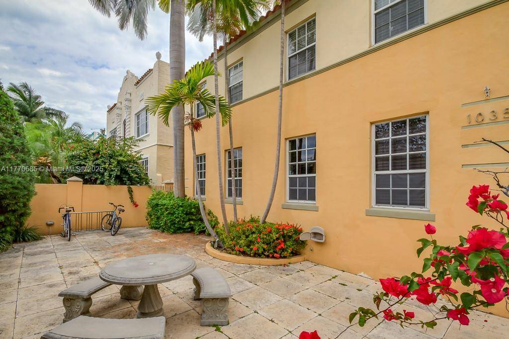 Miami Beach, FL 33139,1035 Pennsylvania Ave #8