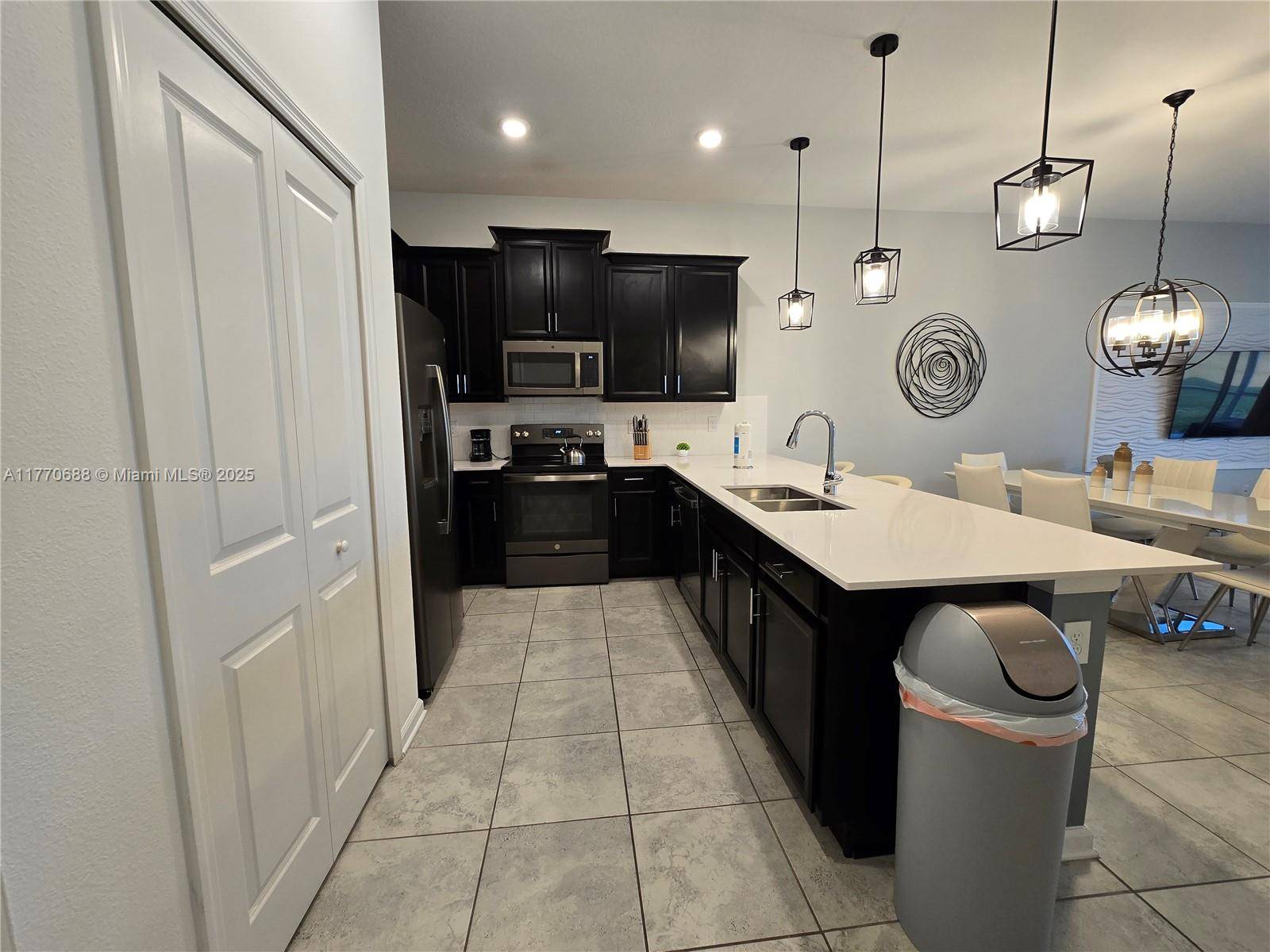 Davenport, FL 33896,983 Splash Shot Place #2402