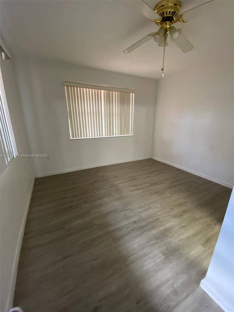 Miami, FL 33155,7175 SW 23rd St #5