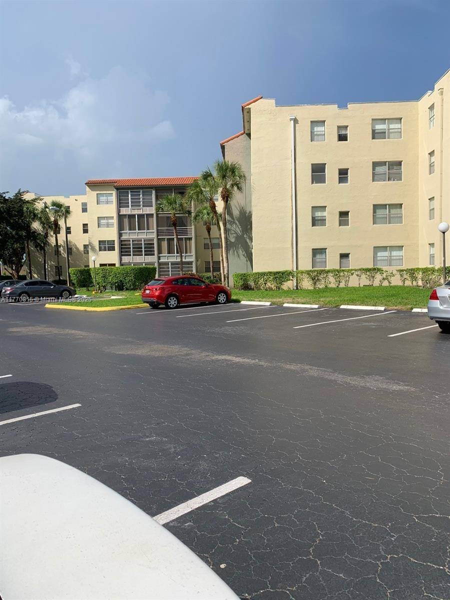 North Lauderdale, FL 33068,1800 SW 81st AVE #1300