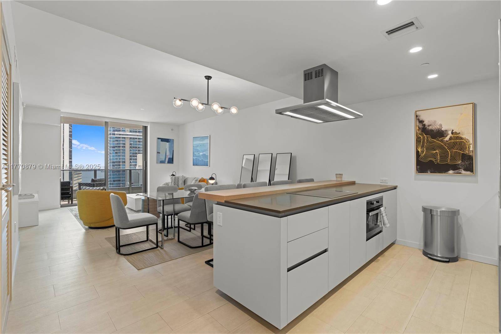Miami, FL 33131,1000 E Brickell Plz #3803