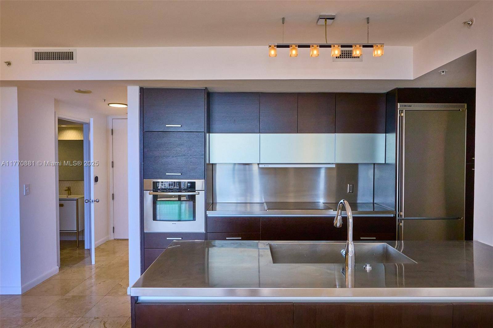 Miami, FL 33131,848 Brickell Key Dr #2703