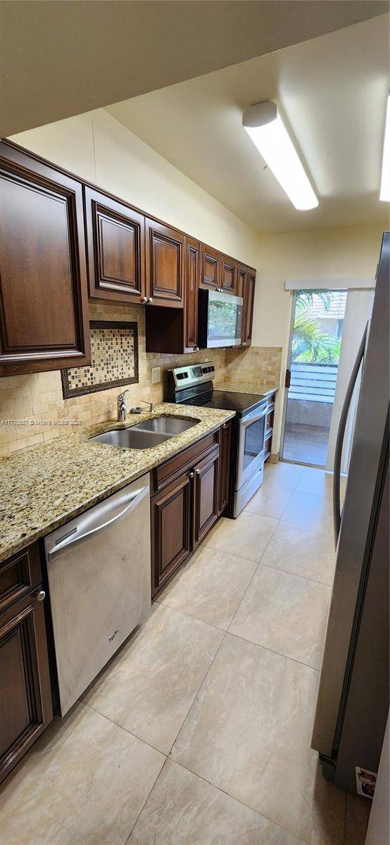 Coral Springs, FL 33065,2810 Riverside Dr #203-4