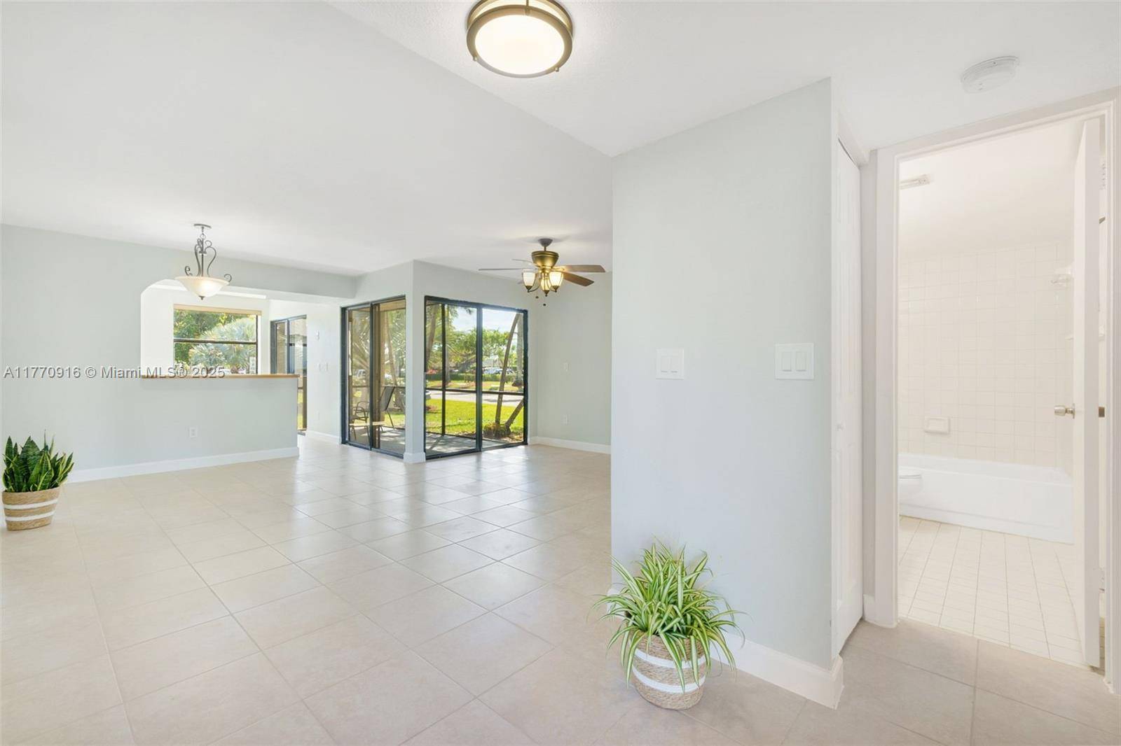 Homestead, FL 33034,1111 Adams Ave #1111B