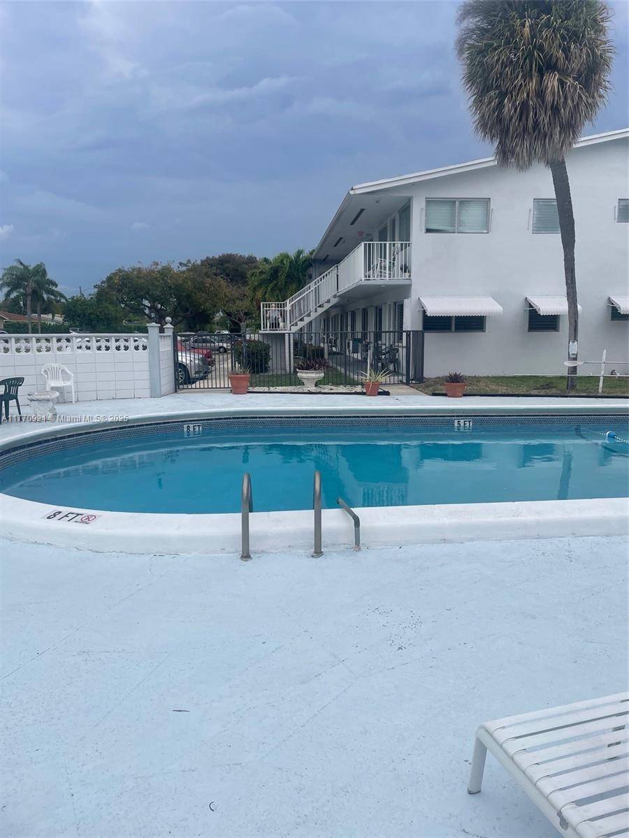 Fort Lauderdale, FL 33308,1920 NE 51st Ct #207