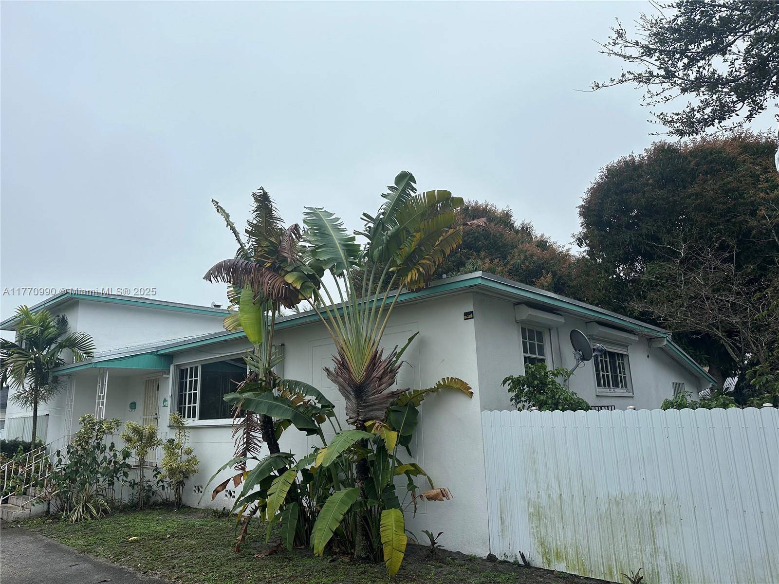 North Miami, FL 33161,102 NE 122nd St