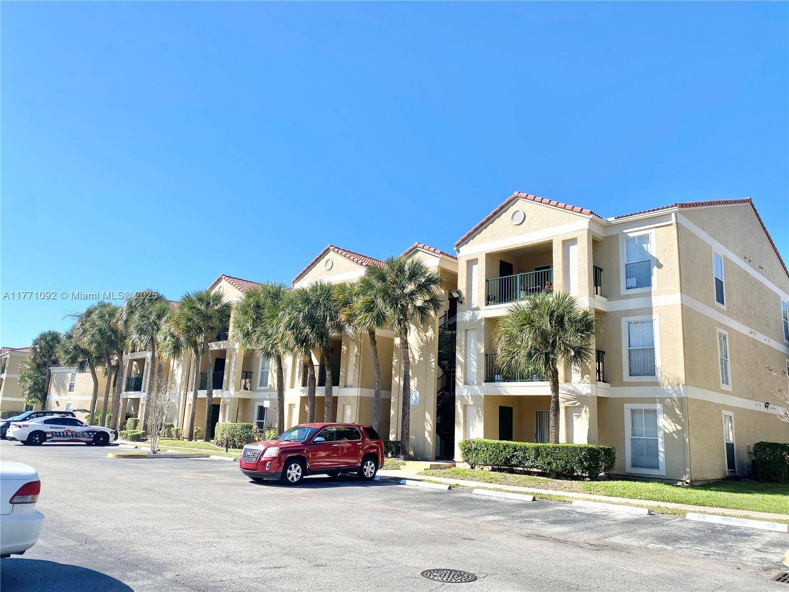 Coral Springs, FL 33071,915 Riverside Dr #513