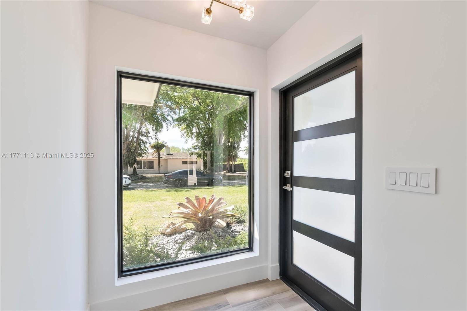 Miami, FL 33176,9781 SW 121st St