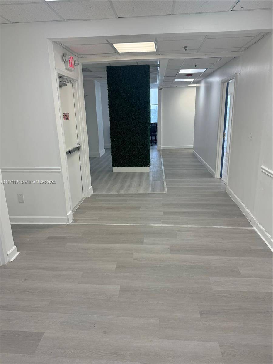 North Miami, FL 33181,12550 Biscayne Blvd #502