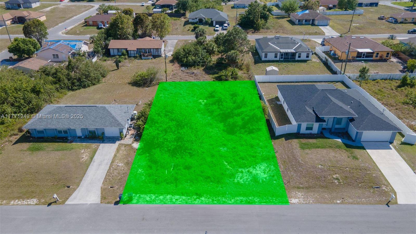 Lehigh Acres, FL 33971,5305 6TH ST W