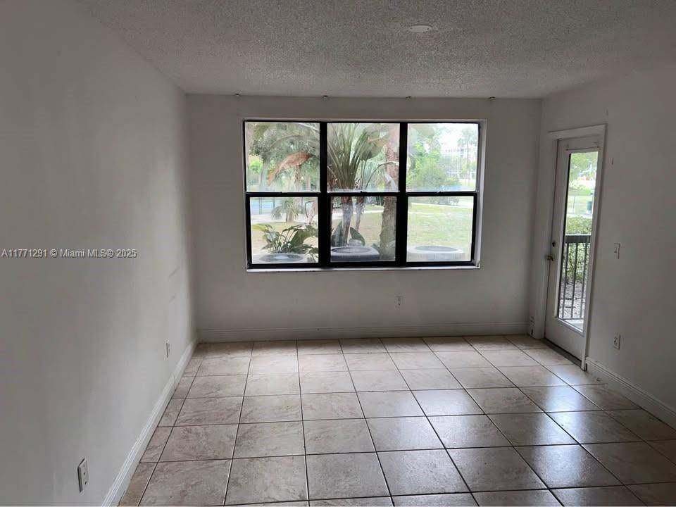 Pompano Beach, FL 33069,4261 W Mcnab Rd #31