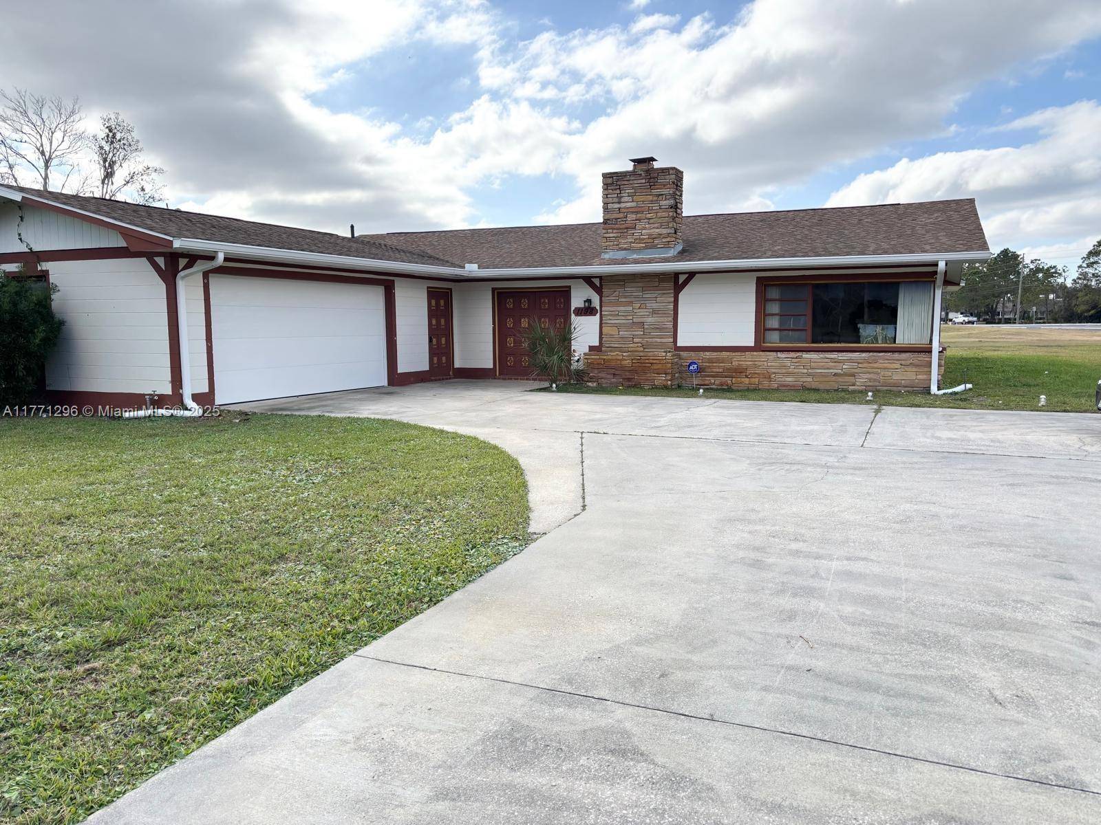 Crystal River, FL 34429,1198 N Country Club Dr