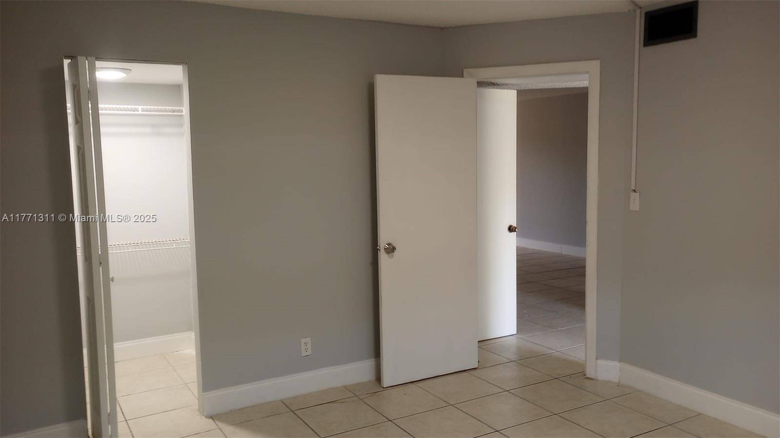 Tamarac, FL 33321,8000 Fairview Dr #109