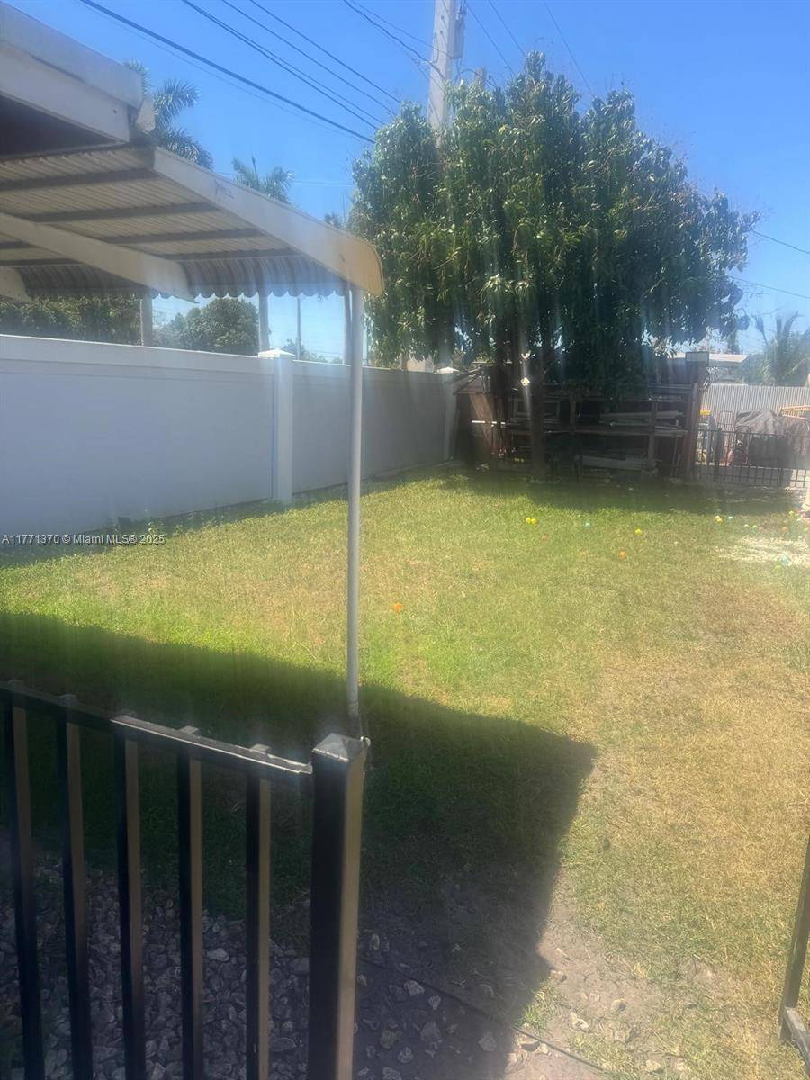 Hollywood, FL 33024,6900 Tyler St