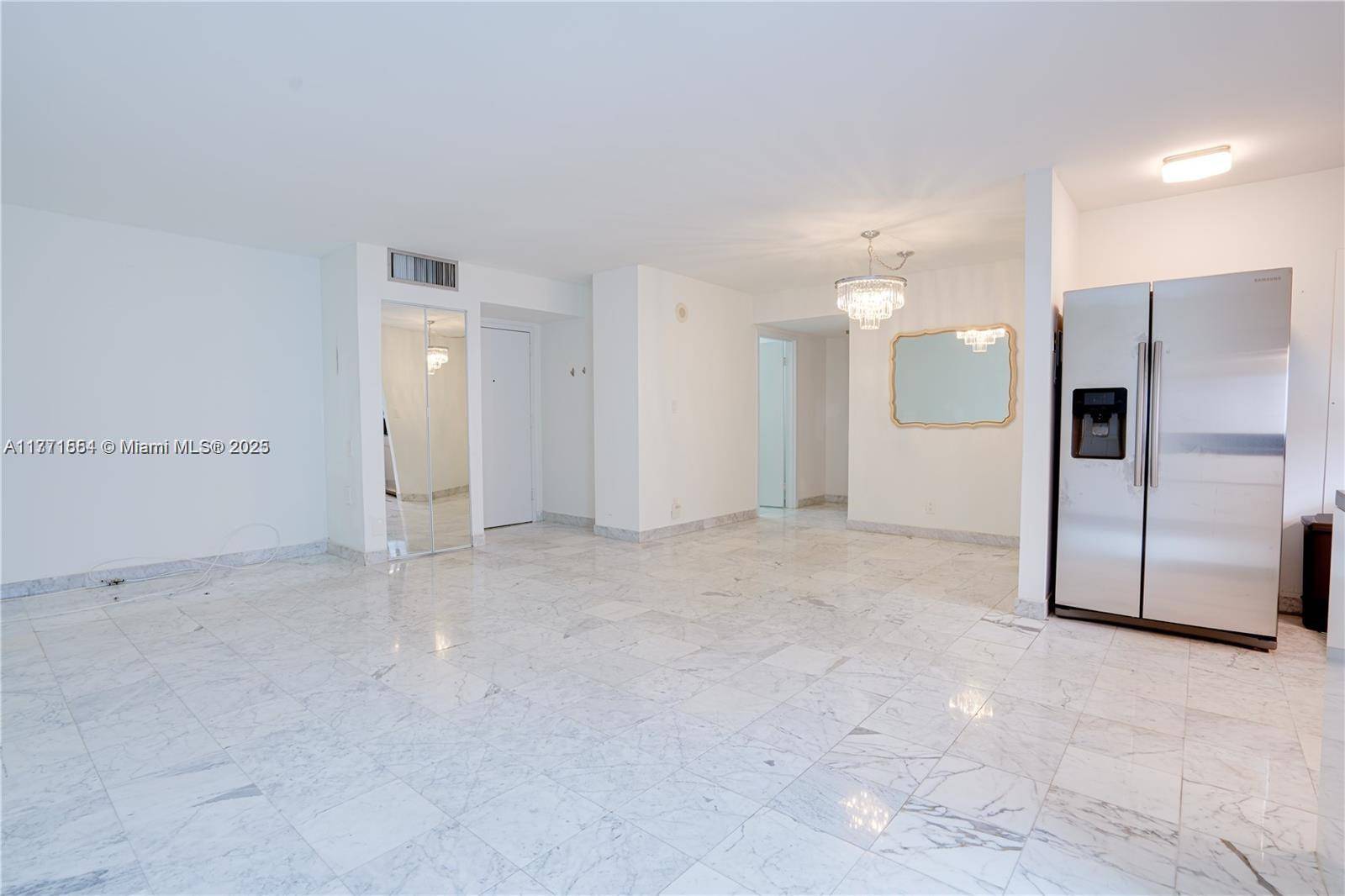 Sunny Isles Beach, FL 33160,16919 N Bay Rd #521