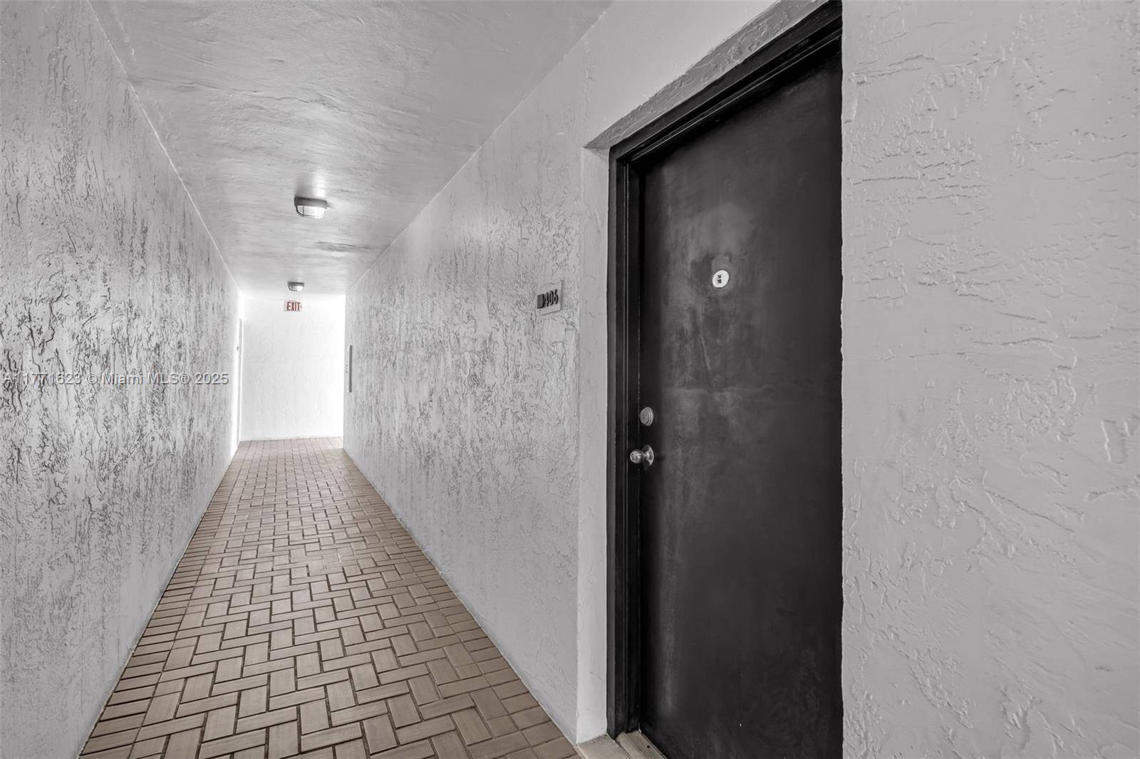 Miami, FL 33145,2150 SW 16th Ave #406