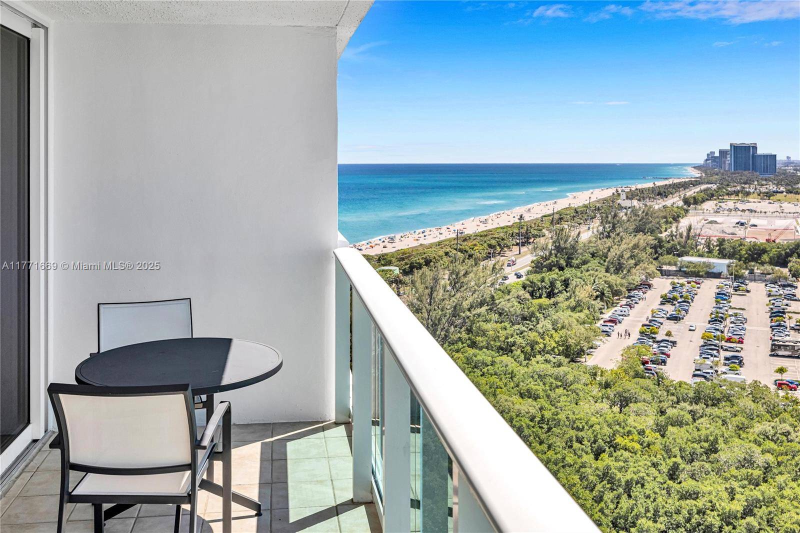 Sunny Isles Beach, FL 33160,100 Bayview Dr #2018