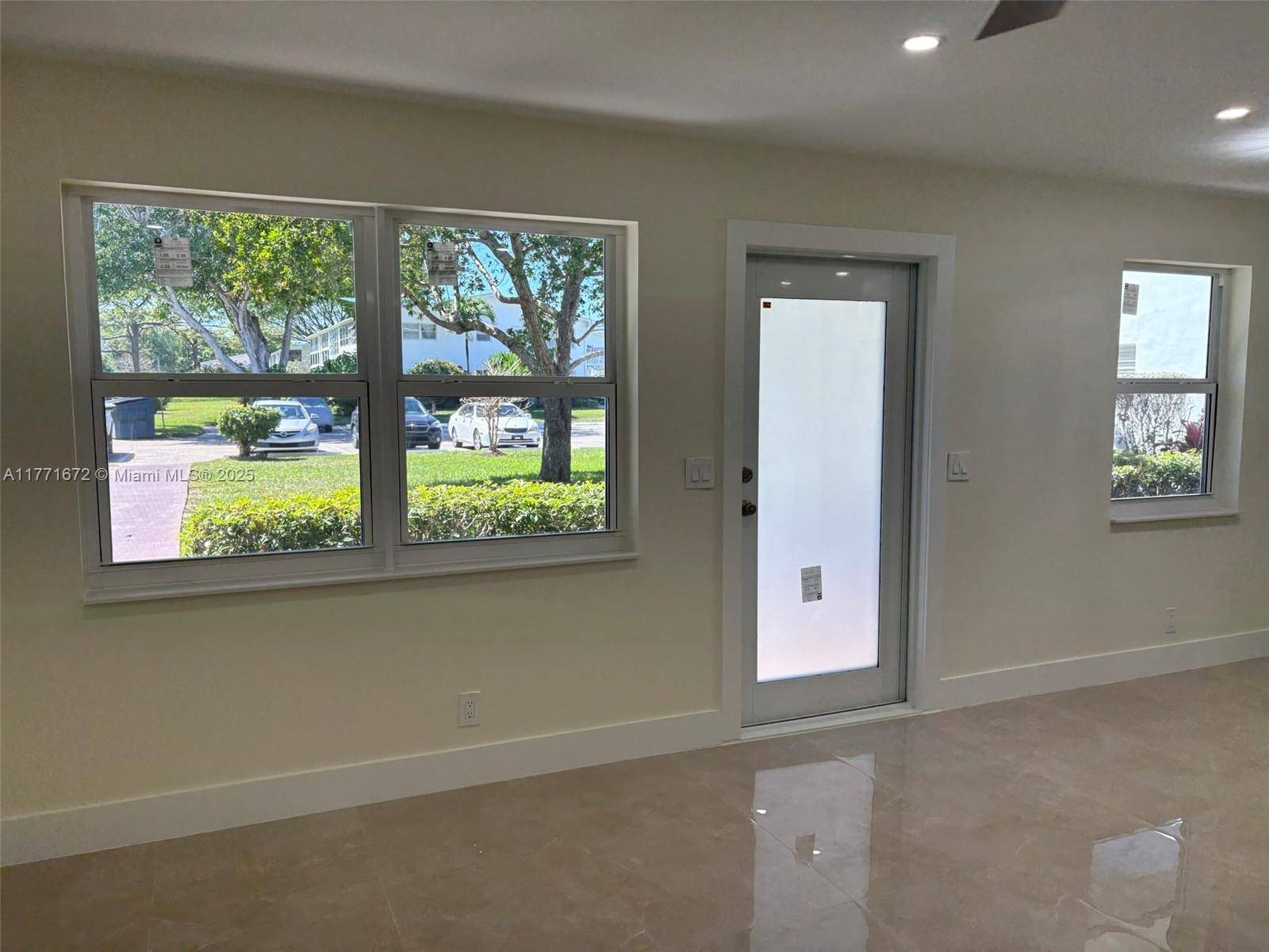 Deerfield Beach, FL 33442,211 Durham  E #211