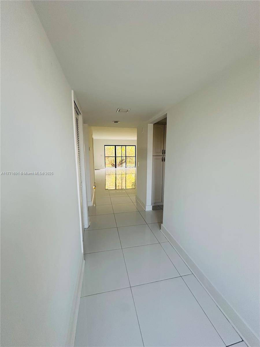 Weston, FL 33326,16491 Blatt Blvd #202