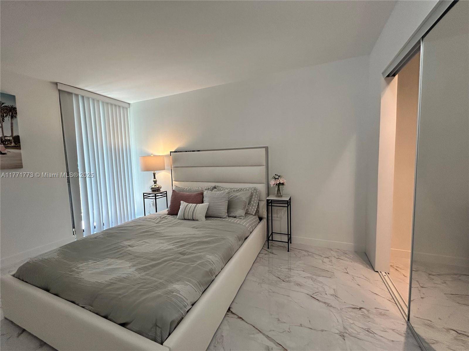 Fort Lauderdale, FL 33315,1101 River Reach Dr #102