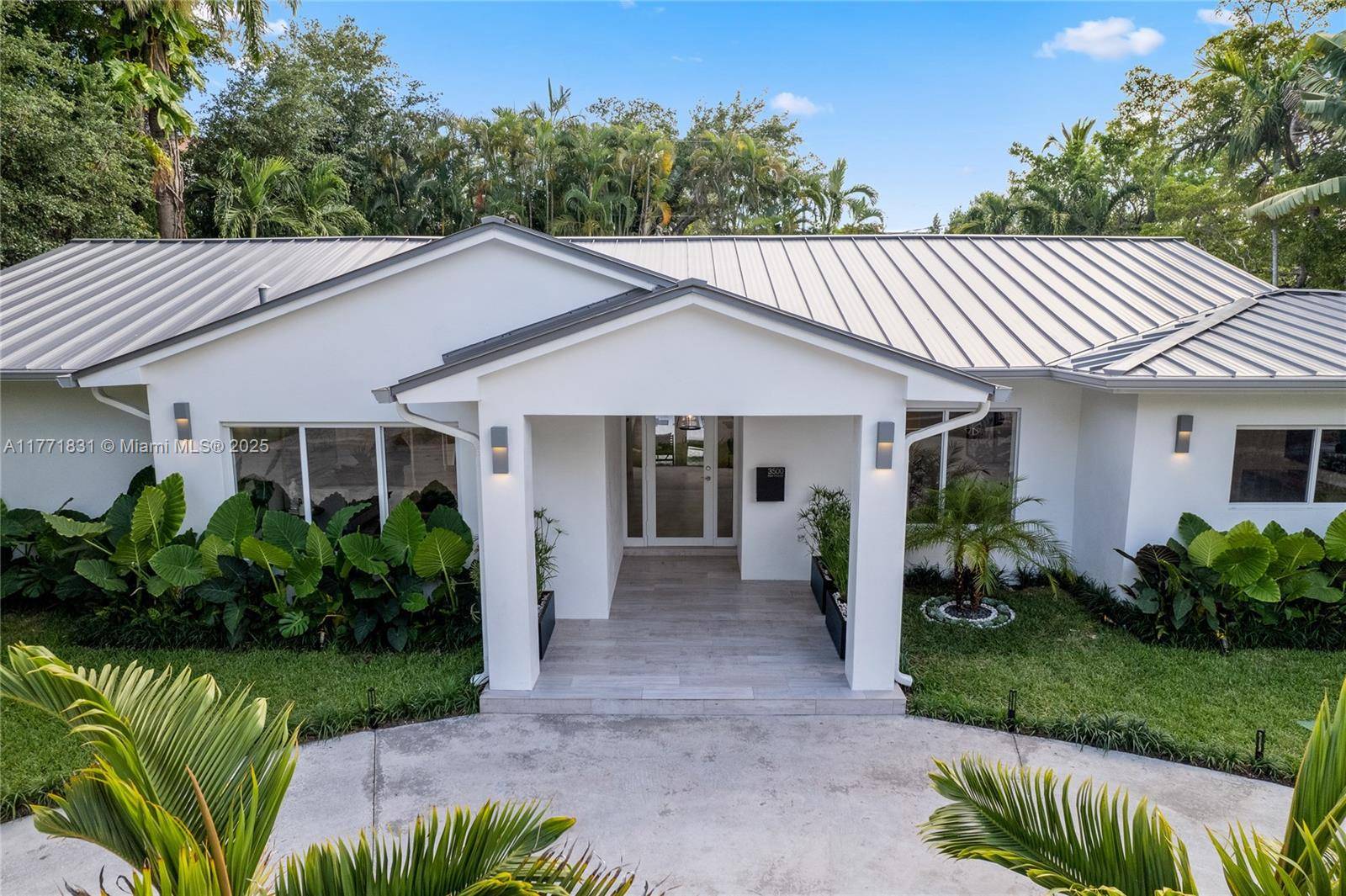 Miami, FL 33133,3500 E Glencoe St