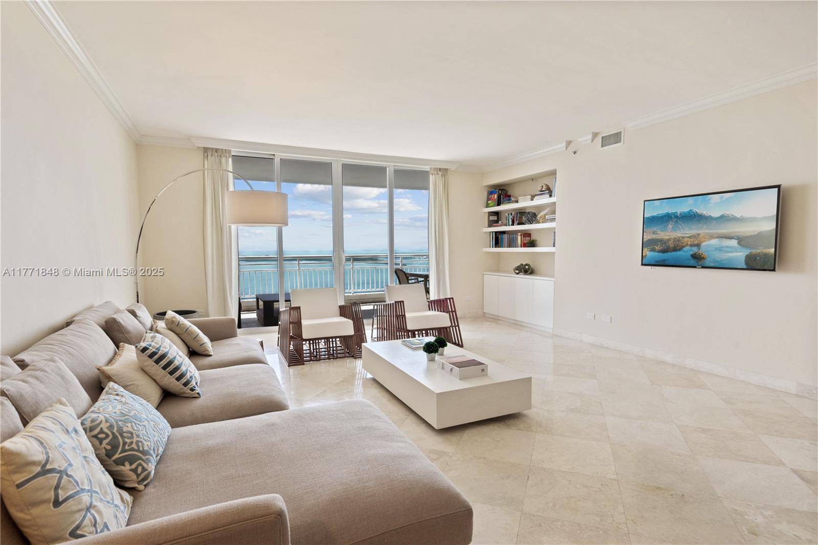 Miami, FL 33131,808 Brickell Key Dr #3304