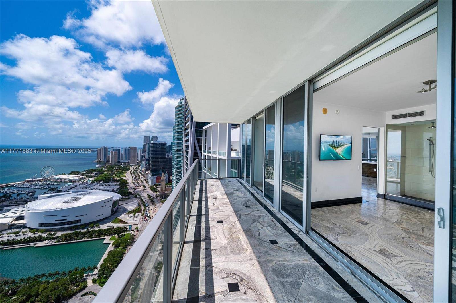 Miami, FL 33132,1100 Biscayne Blvd #4901