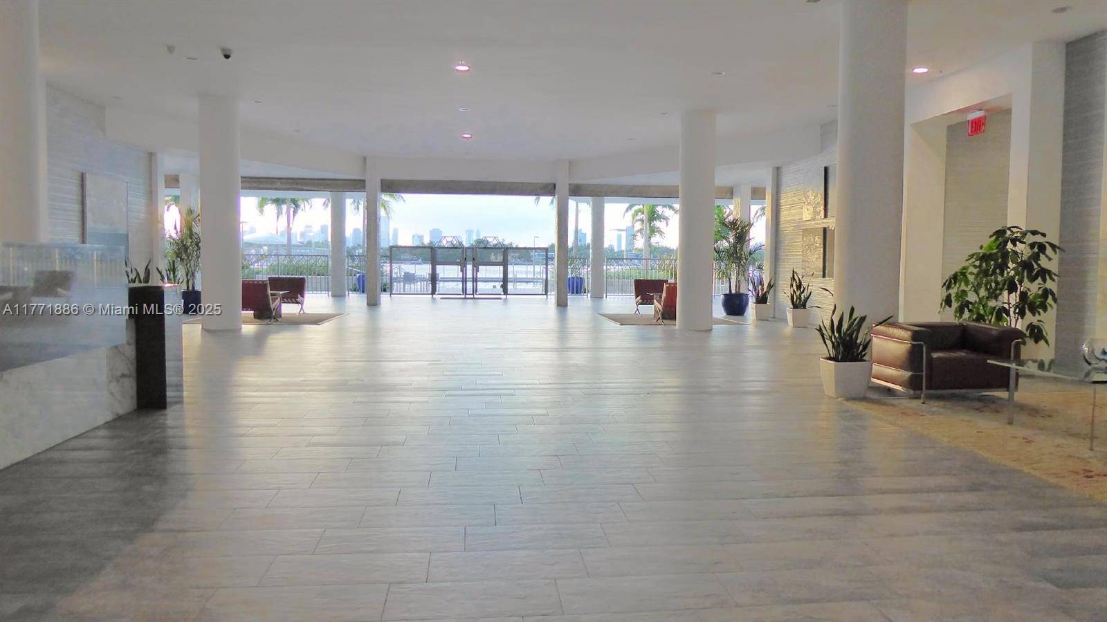 Miami Beach, FL 33139,800 West Ave #705