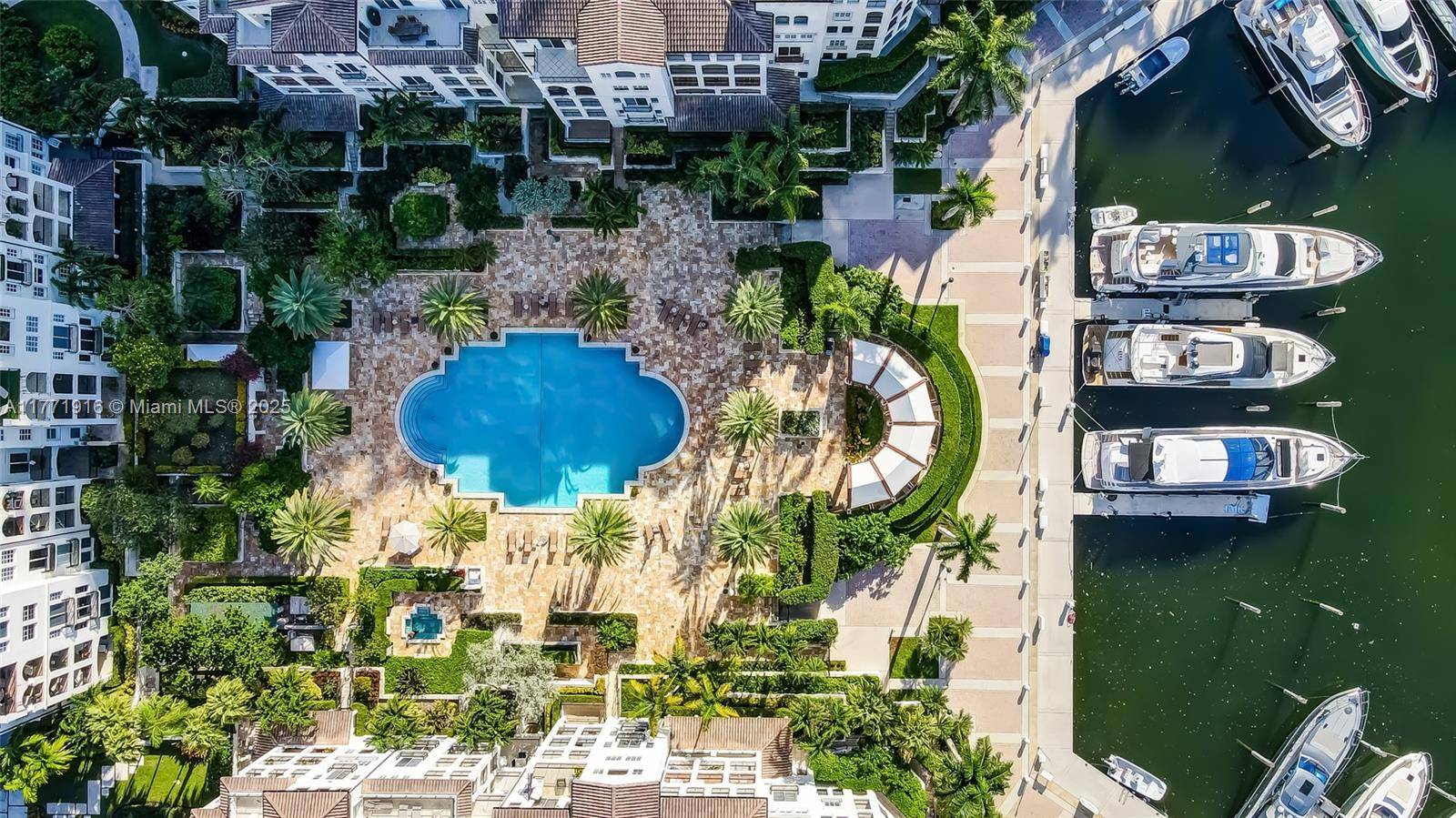 Aventura, FL 33160,3900 Island Blvd #B402