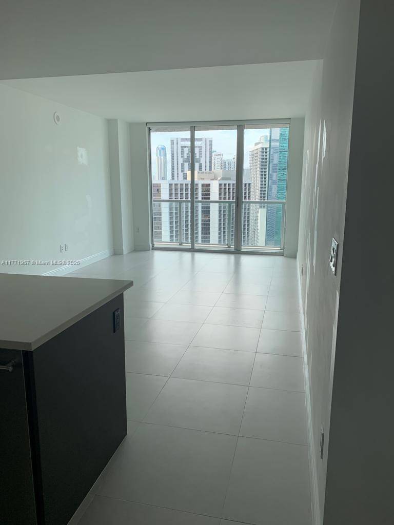 Miami, FL 33131,500 Brickell Ave #2503