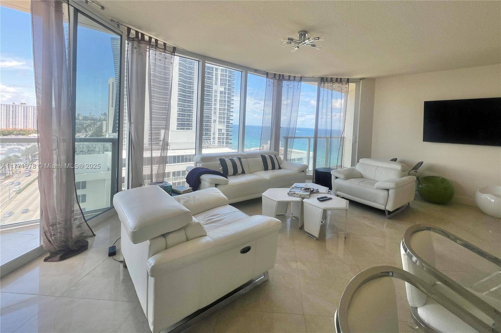Sunny Isles Beach, FL 33160,16699 Collins Ave #1607