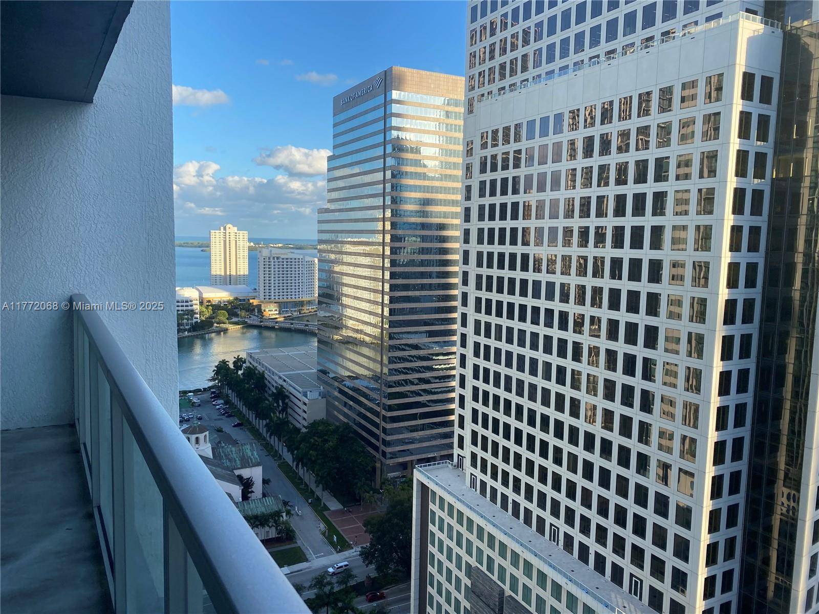 Miami, FL 33131,55 SE 6th St #2904