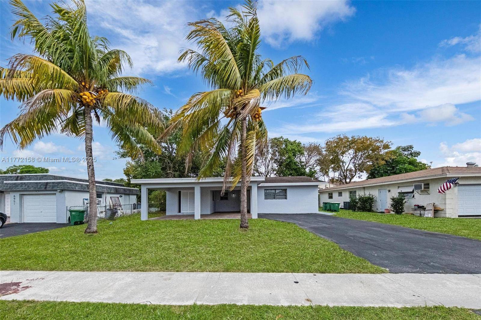Tamarac, FL 33321,6941 NW 84th St