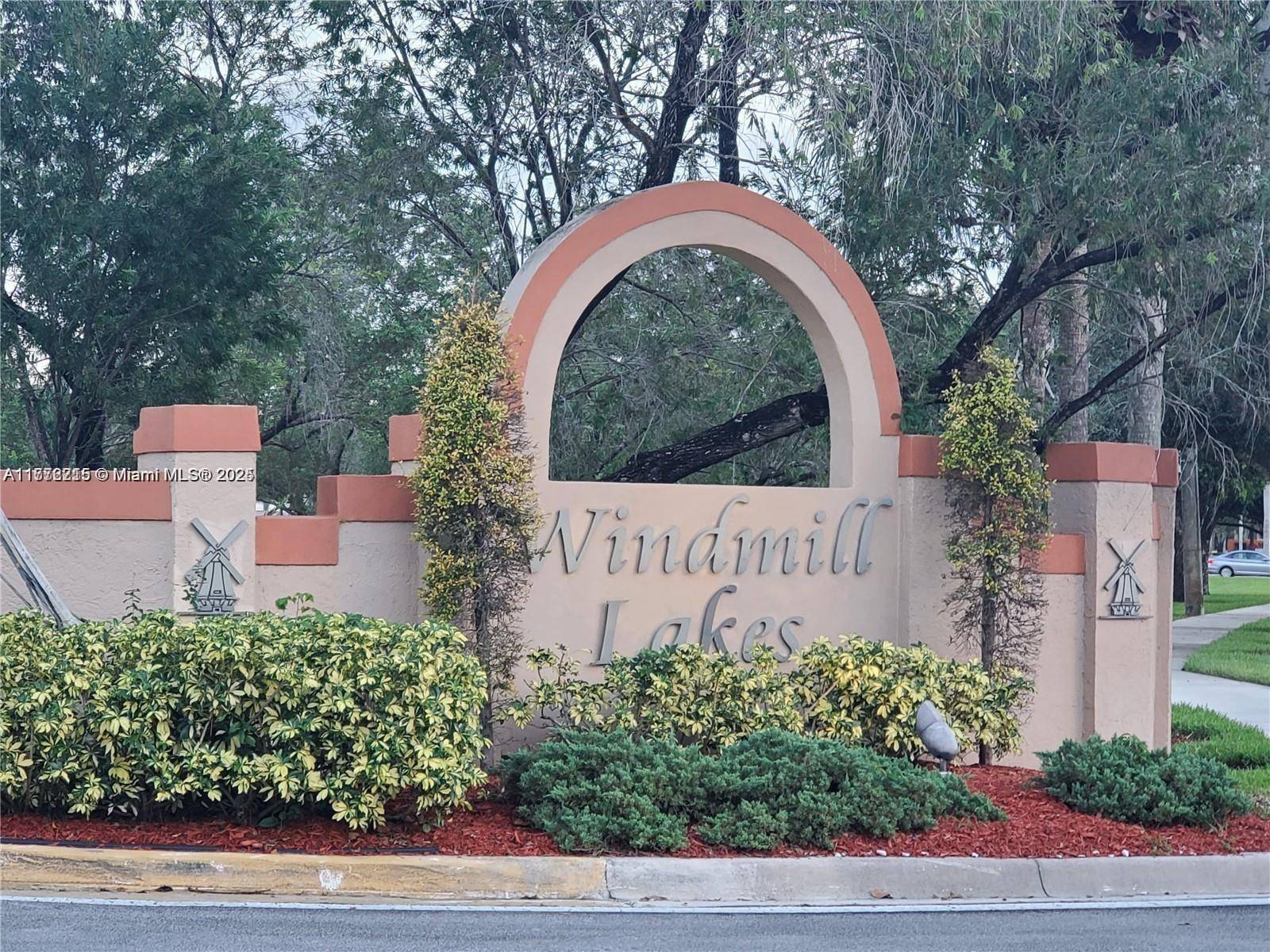 Pembroke Pines, FL 33025,8710 SW 3rd St #205