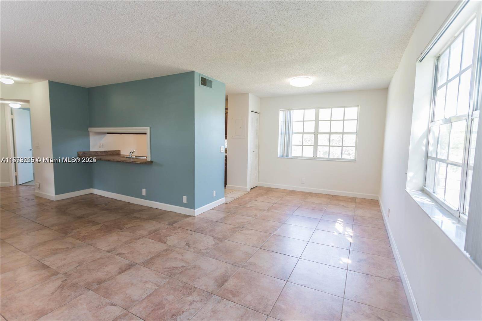 Pembroke Pines, FL 33025,8710 SW 3rd St #205