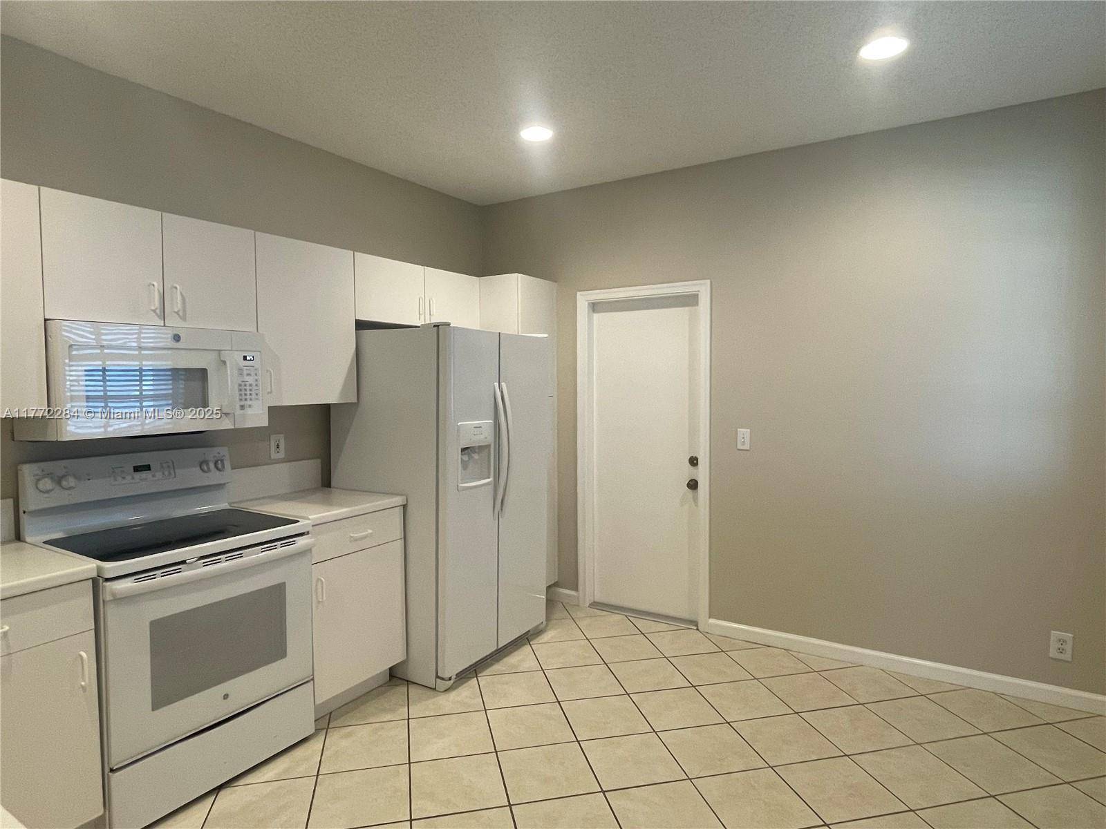 Weston, FL 33331,3869 San Simeon Cir