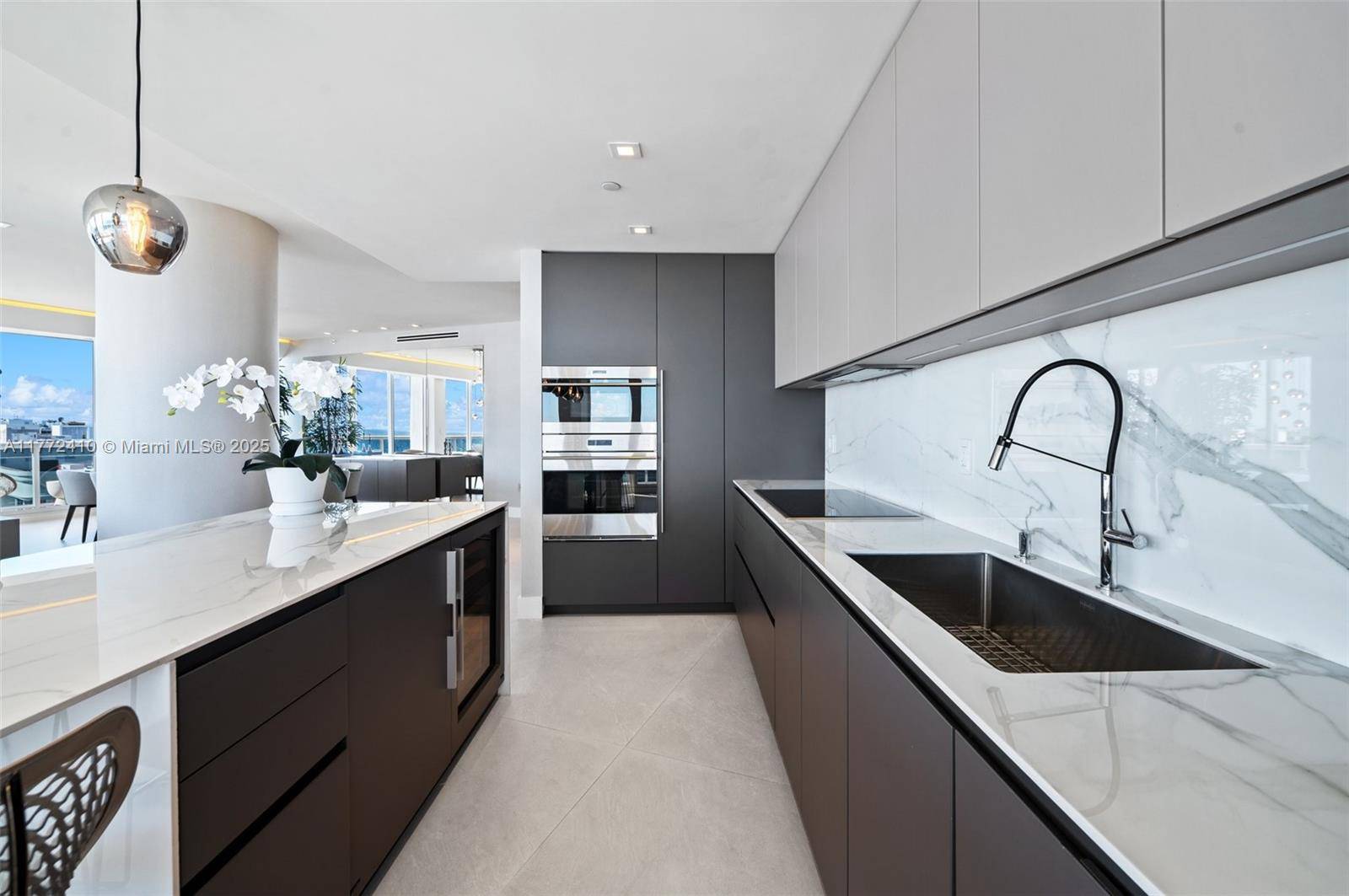 Bal Harbour, FL 33154,9601 Collins Ave #1506