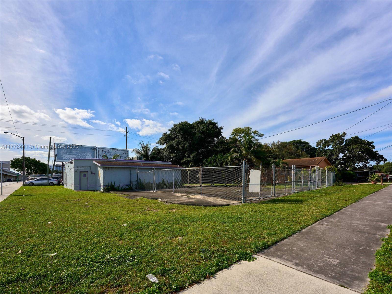 Miami, FL 33142,5832 NW 27th Ave