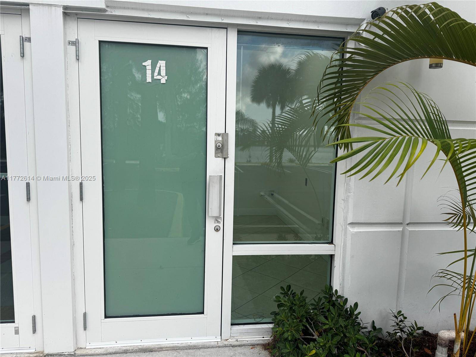 Doral, FL 33178,4005 NW 114th Ave #14