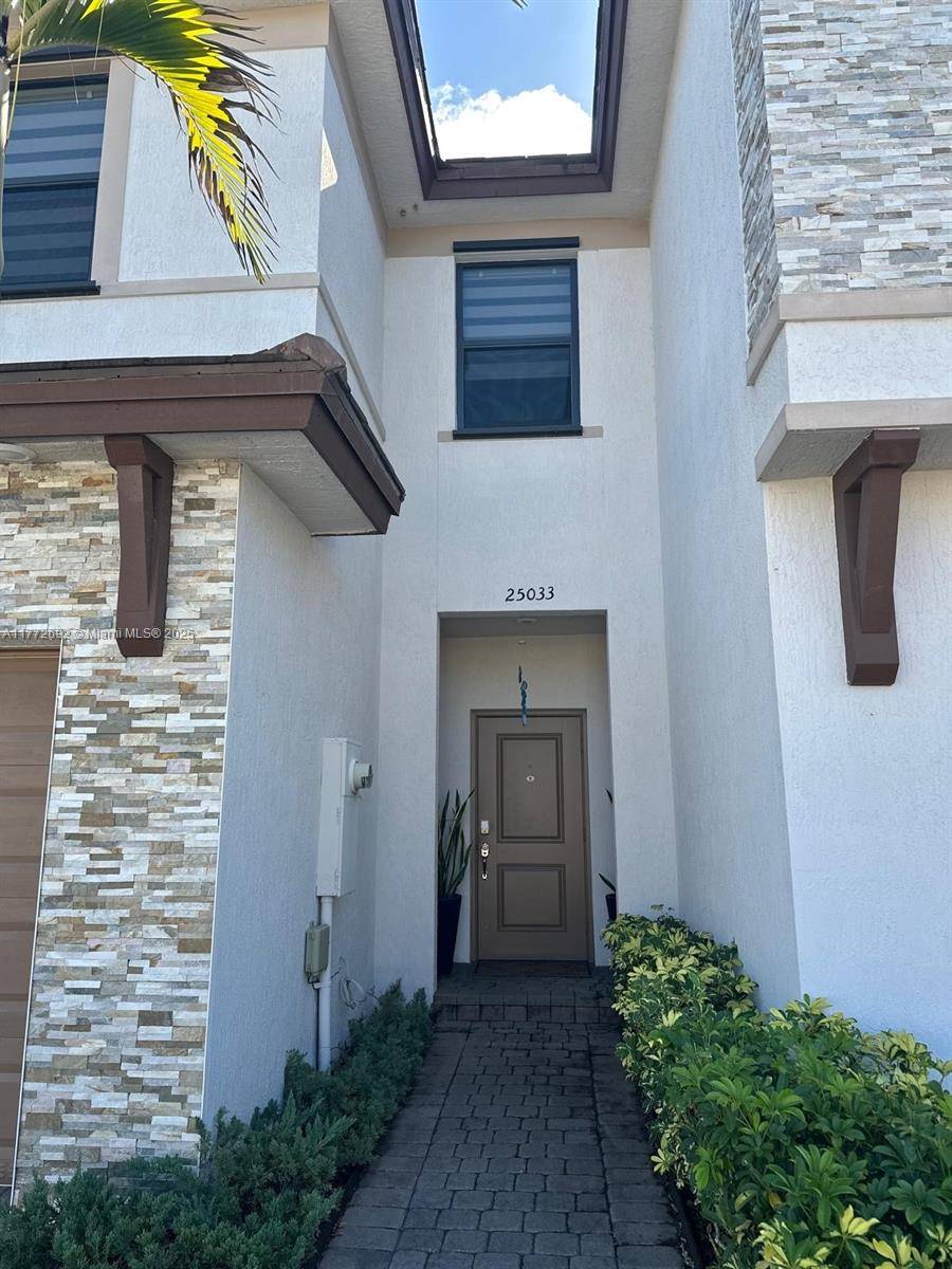 Homestead, FL 33032,25033 SW 107th Ct