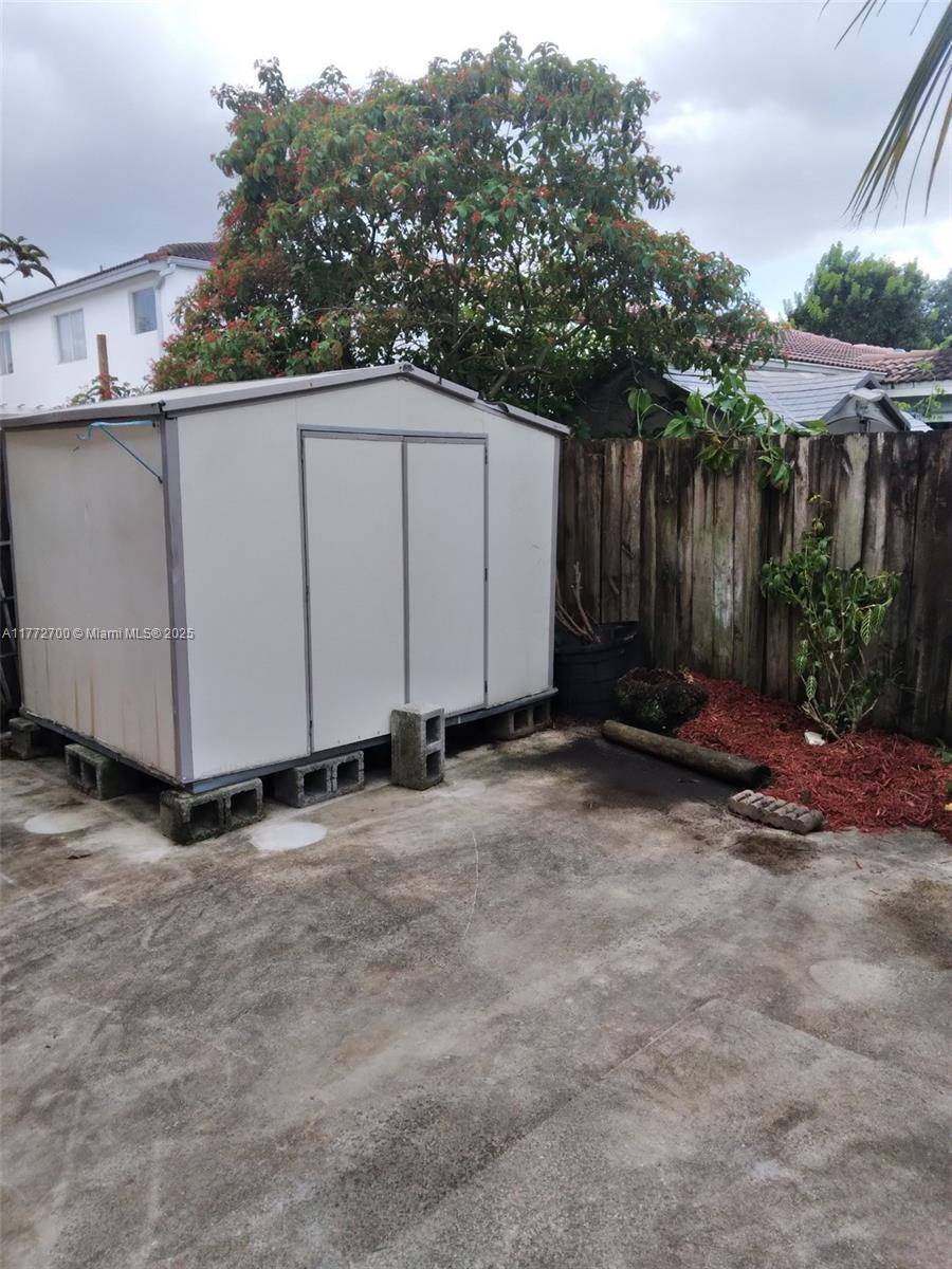 Miami, FL 33196,16394 SW 97th St