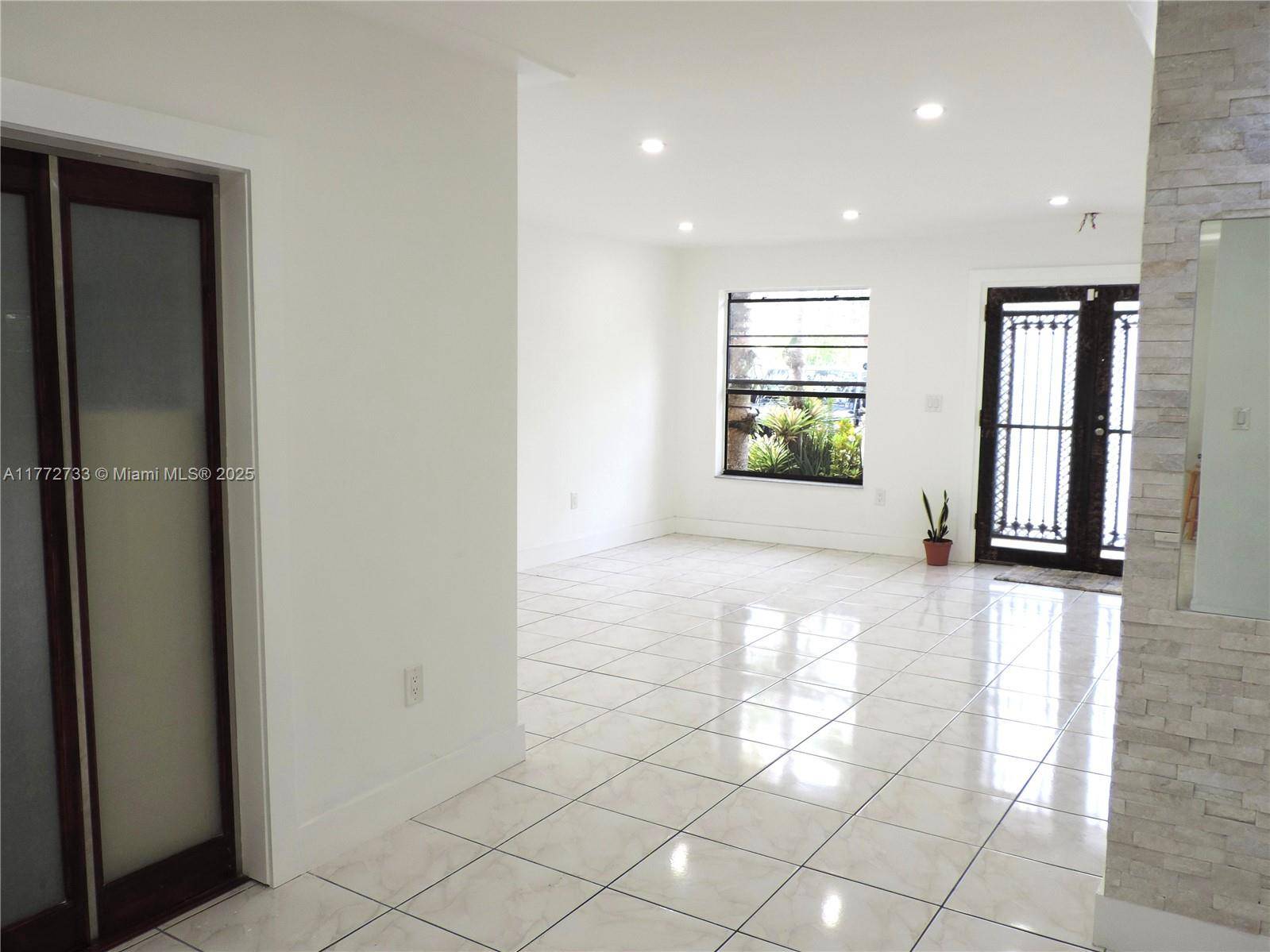 Miami, FL 33155,6230 SW 38th St
