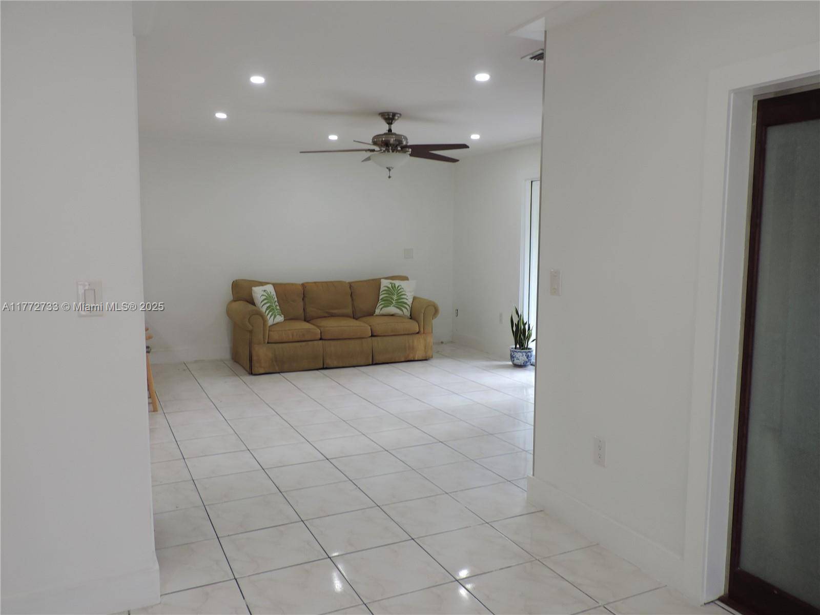 Miami, FL 33155,6230 SW 38th St