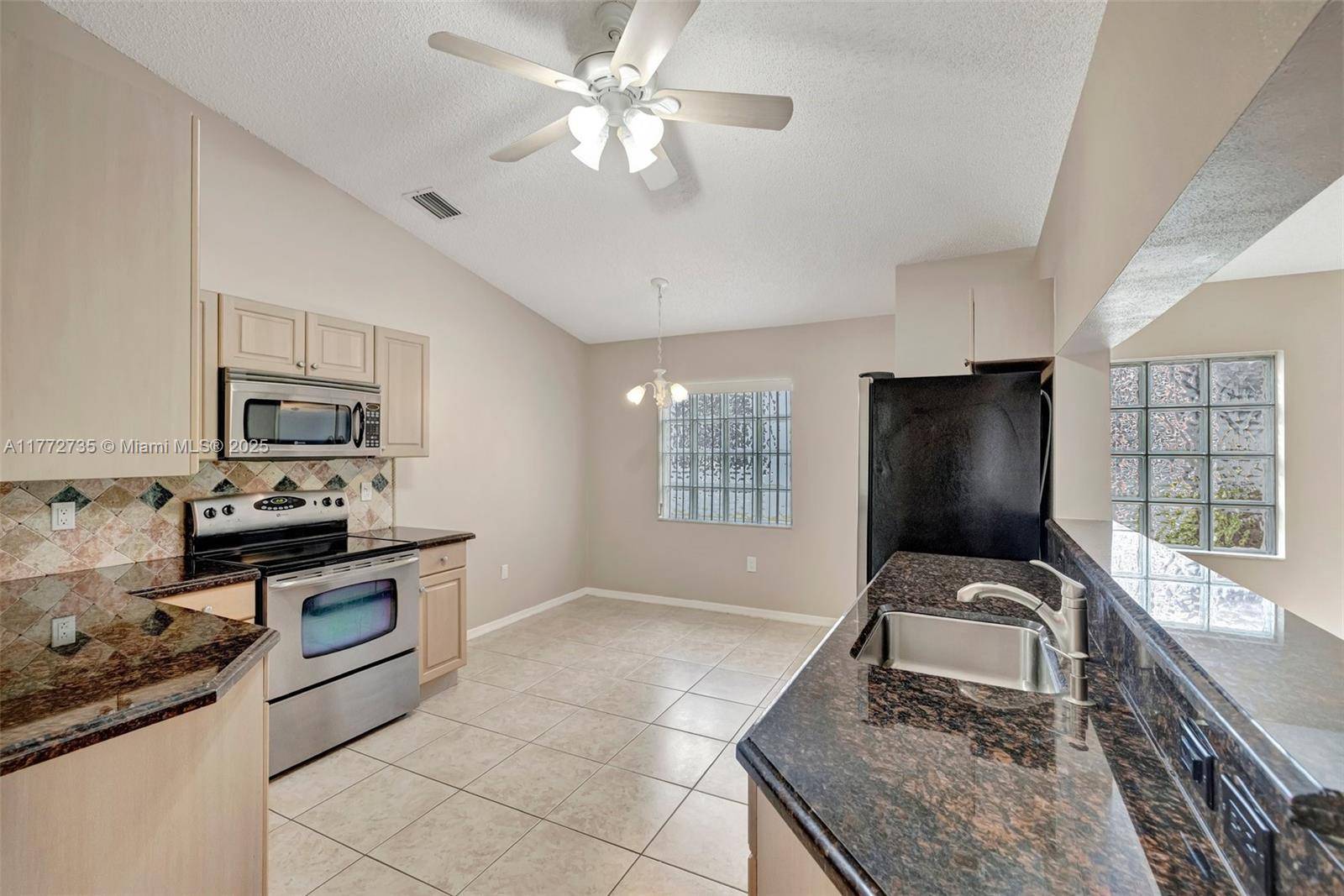 Pembroke Pines, FL 33028,16249 NW 24th St