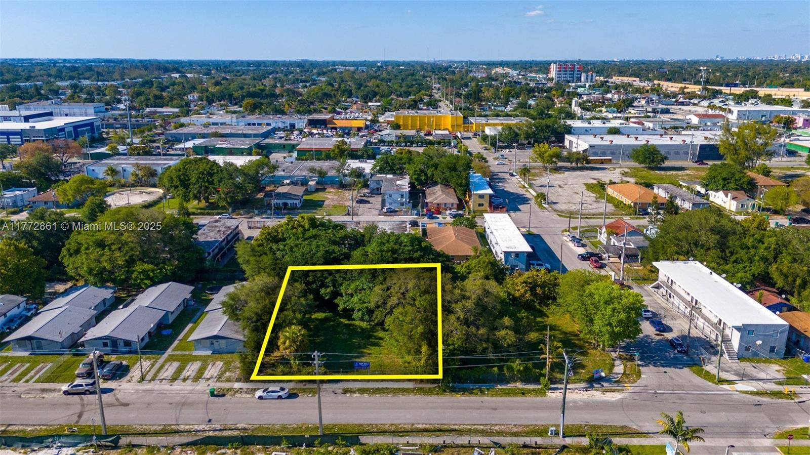 Miami, FL 33150,825-829 NW 69th St