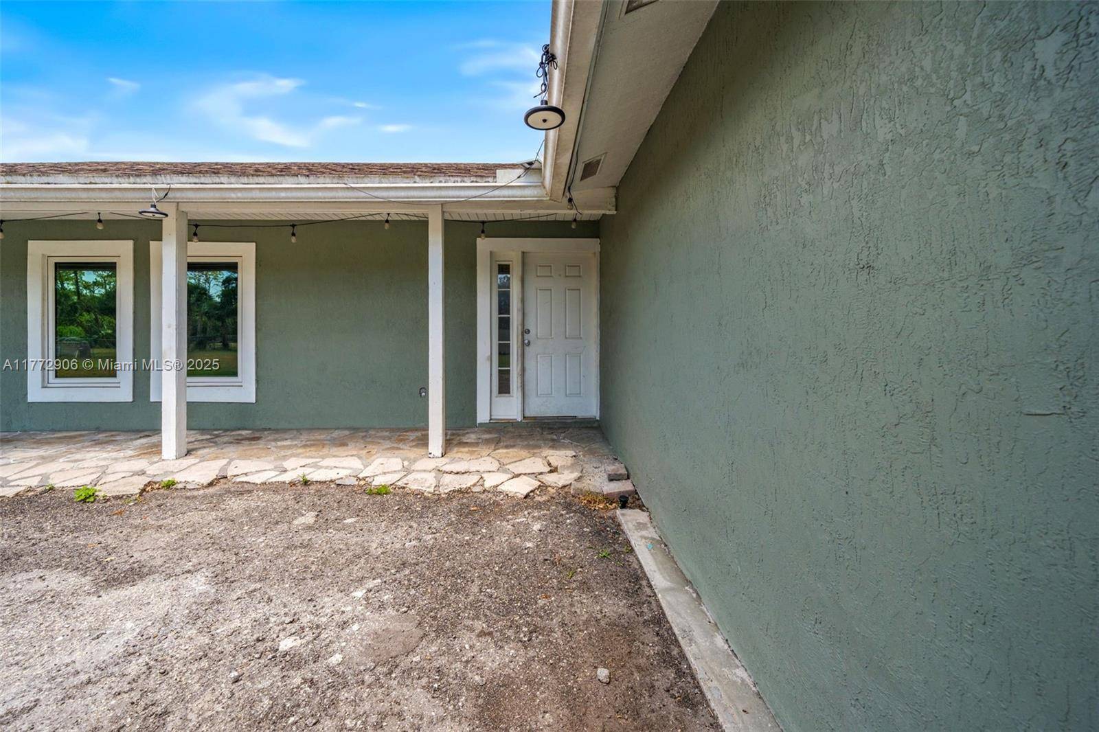 Loxahatchee, FL 33470,15696 Ferris Pl