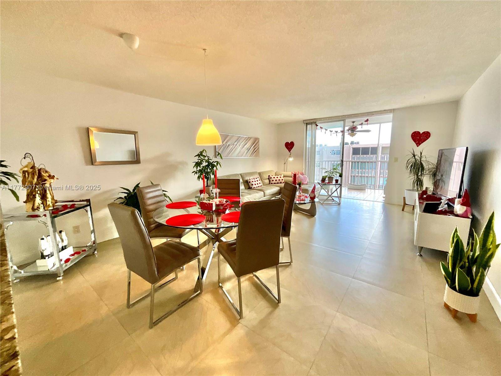 Hallandale Beach, FL 33009,319 NE 14th Ave #708