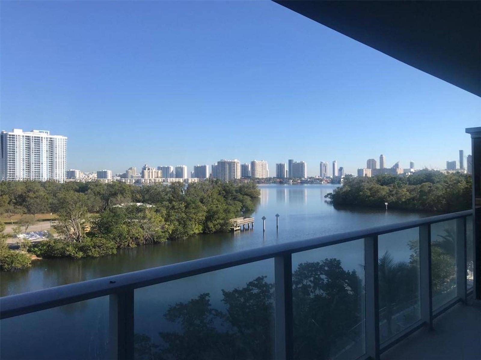 North Miami Beach, FL 33160,16385 Biscayne Blvd Unit 1902